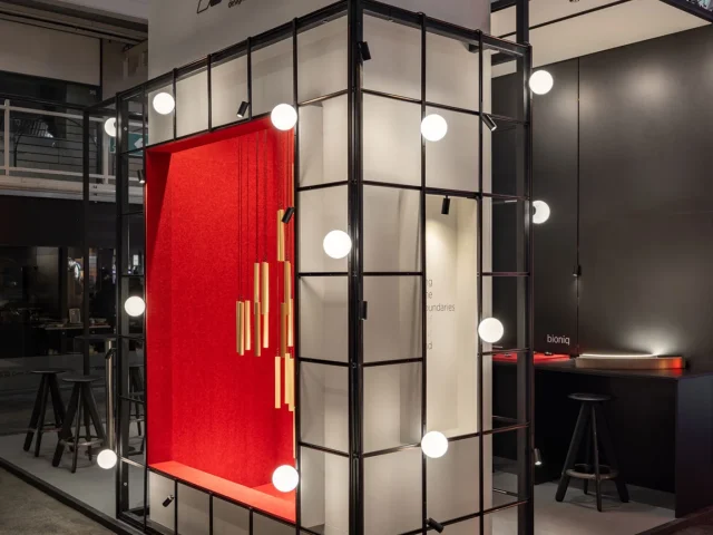 news__light25-recap__01__light25-fair-london-booth01