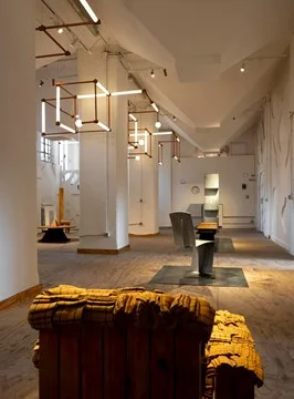 Cooperación con Tom Dixon