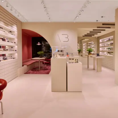 vandenblack-eyewear-shop-beleuchtung-oiko-slider_boutique