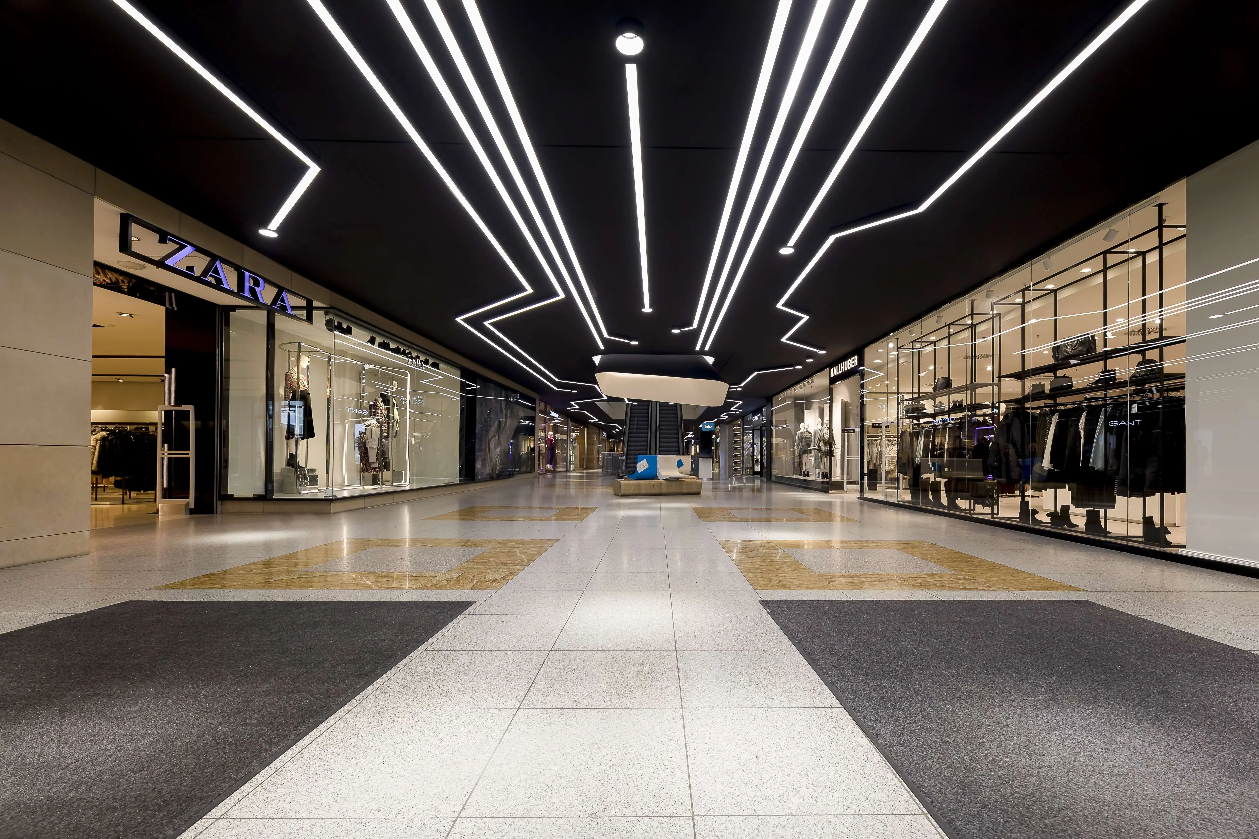 corredores & centros comerciais