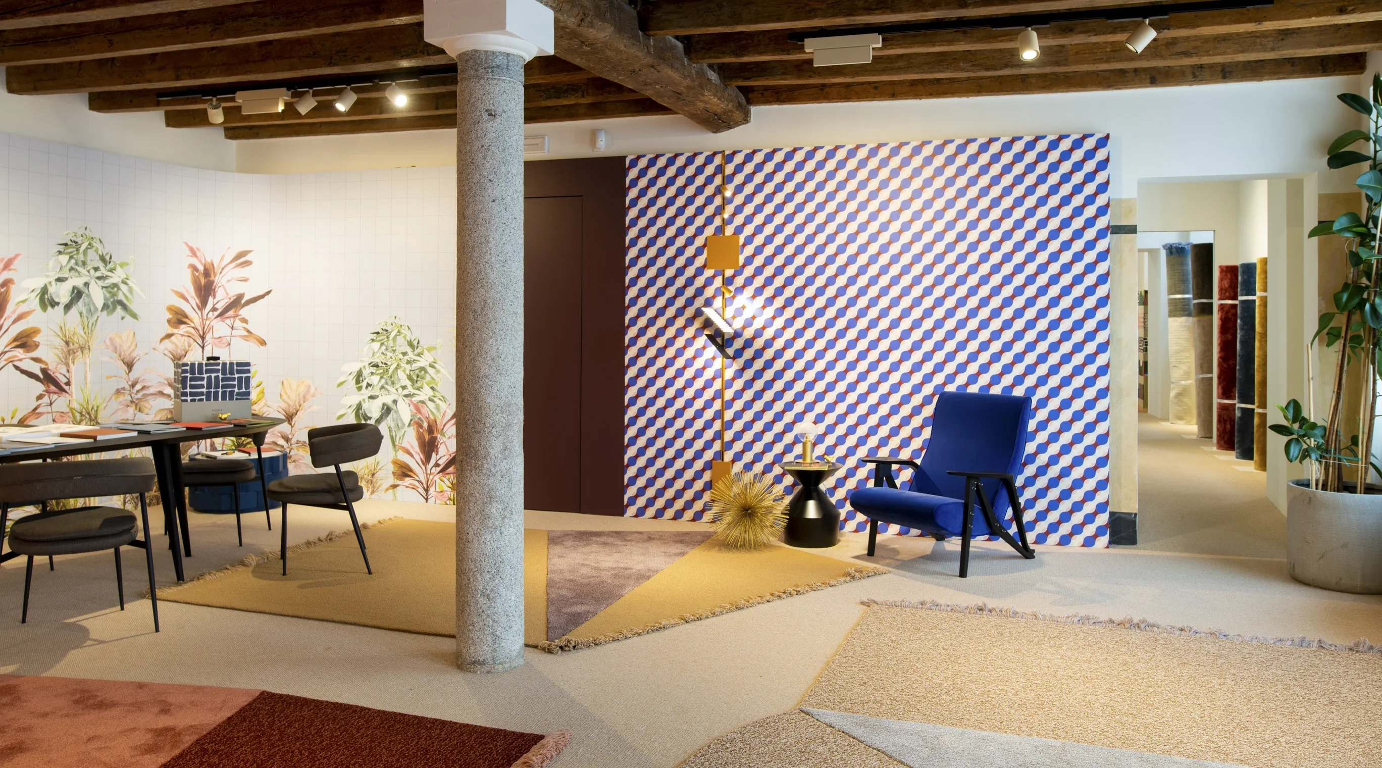 KARPETA+TEXTURAE SHOWROOM