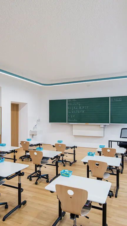 volksschule-scho-nwies-tabernig-zierl-architekten-christian-flatscher-05-ret.jpg